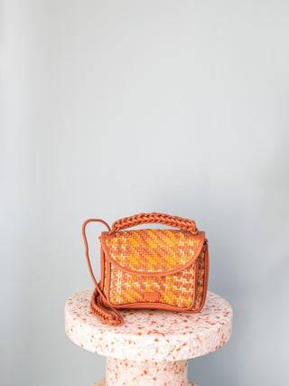 PRE LOVED | NIKO Lima