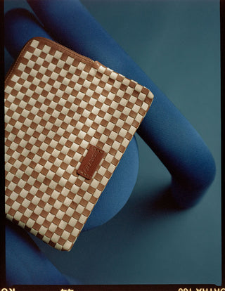 BATU S Chess Nut Dama Pouch