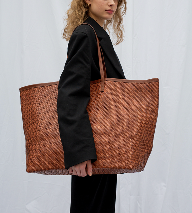 ISAI XL Umber Twill Shopper bag