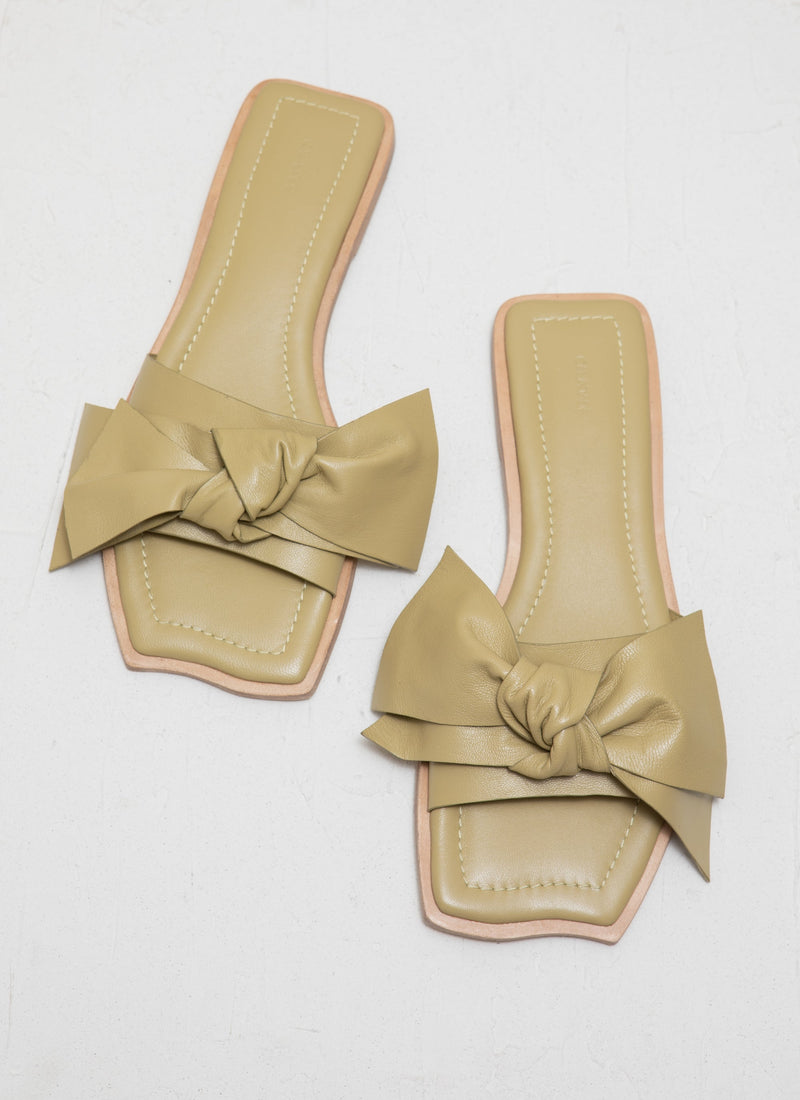 Cala Jade BOW Pistachio sandal